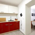 S37 Room22 Bergmannkiez דירה