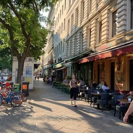 S37 Room22 Bergmannkiez דירה