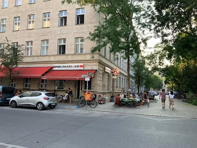 S37 Room22 Bergmannkiez