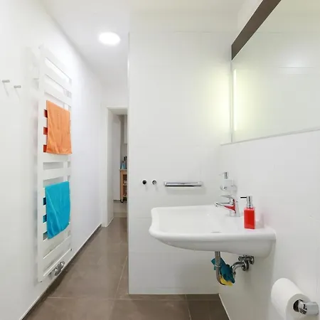 S37 Room22 Bergmannkiez Апартаменты Берлин