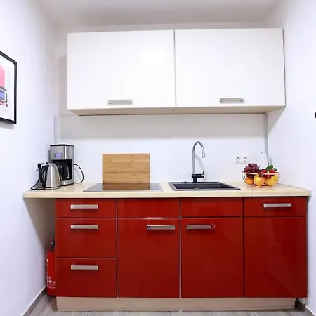 S37 Room22 Bergmannkiez Апартаменты *