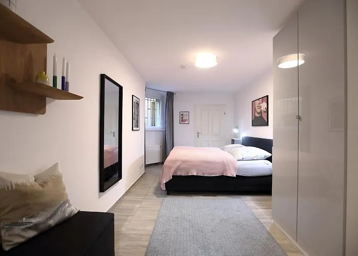 S37 Room22 Bergmannkiez * ברלין